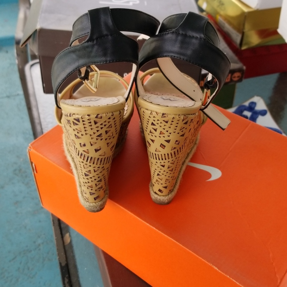 Shoes - Picture 3 of 5